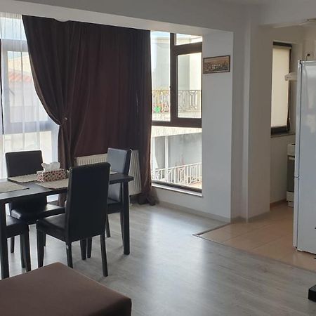 Năvodari Apartament Lulu Mamaia Nord, 3 Minute De Plaja מראה חיצוני תמונה