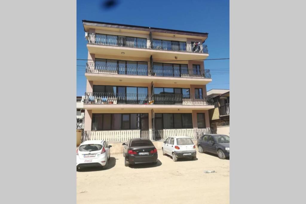 Năvodari Apartament Lulu Mamaia Nord, 3 Minute De Plaja מראה חיצוני תמונה