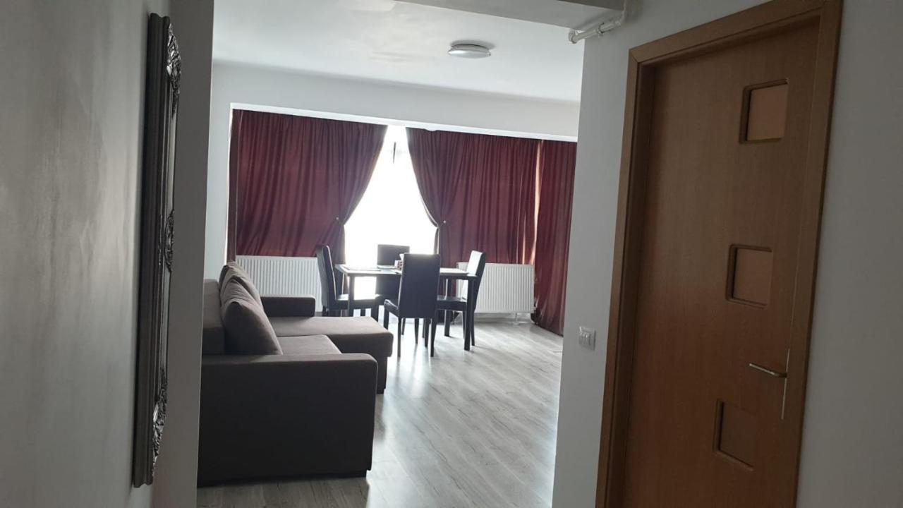 Năvodari Apartament Lulu Mamaia Nord, 3 Minute De Plaja מראה חיצוני תמונה